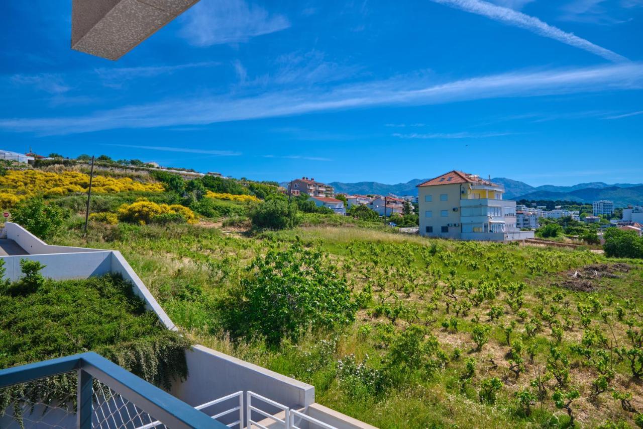 Luxury Seaside Apartment By Litto Split Exterior photo