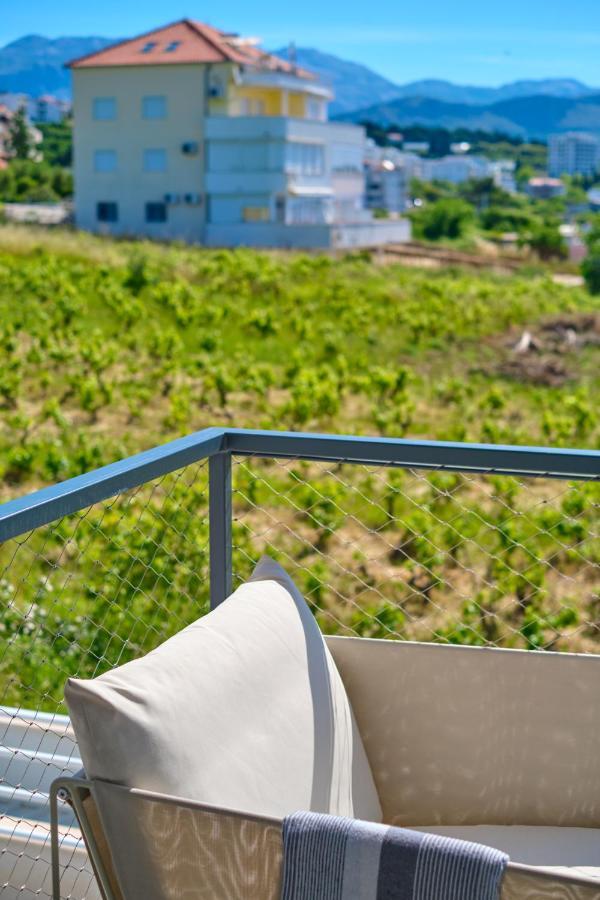 Luxury Seaside Apartment By Litto Split Exterior photo