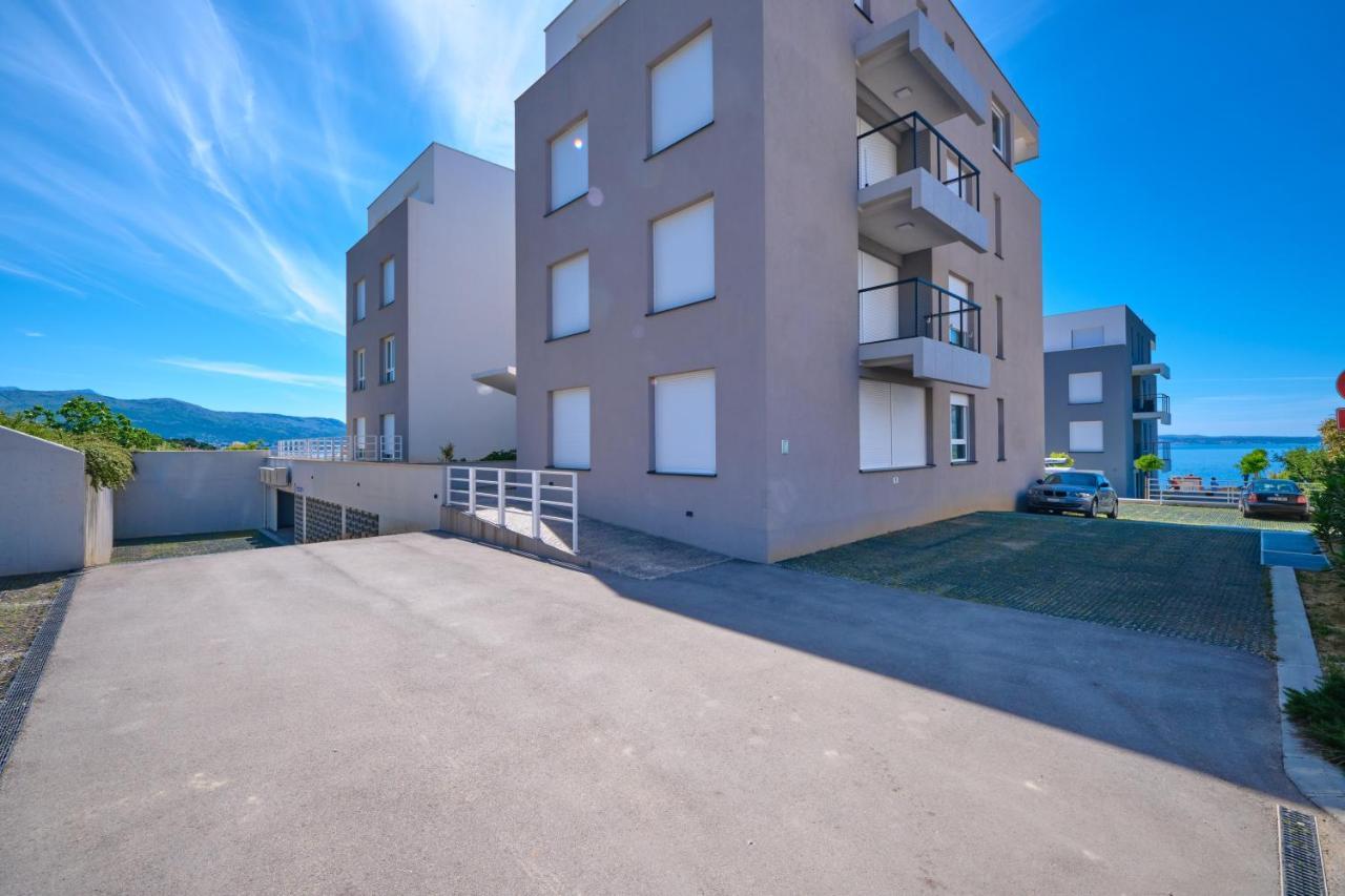 Luxury Seaside Apartment By Litto Split Exterior photo